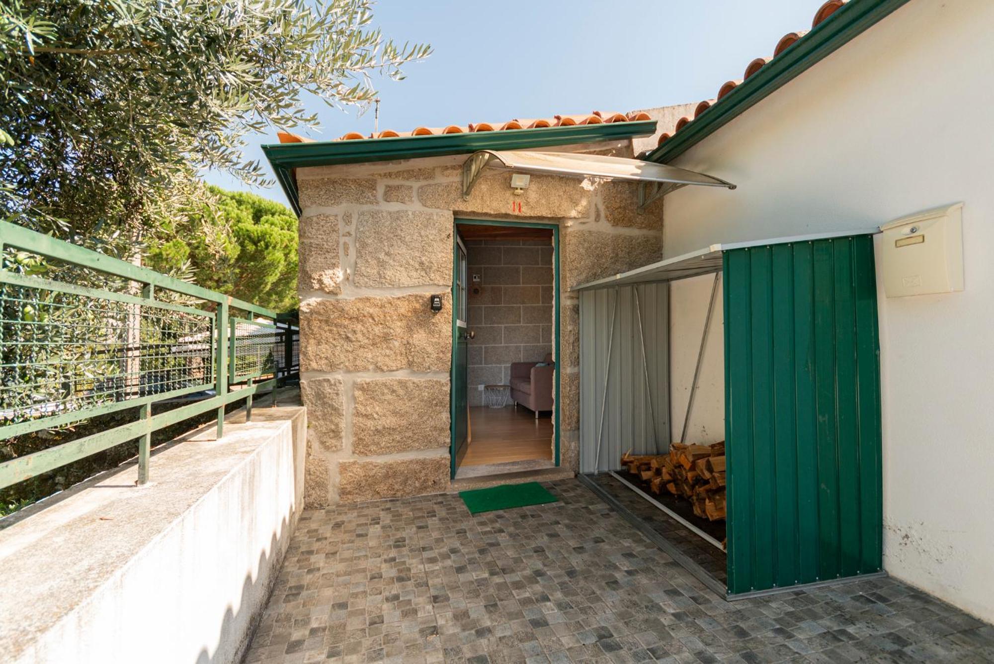 Casa Rustica T2 Com Salamandra E Cozinha - Seia - Serra Da Estrela - Casa Do Loureiro II Exteriör bild